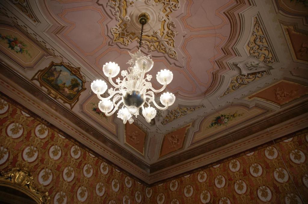 Residenza D'Epoca Regina D'Arborea Ористано Екстериор снимка